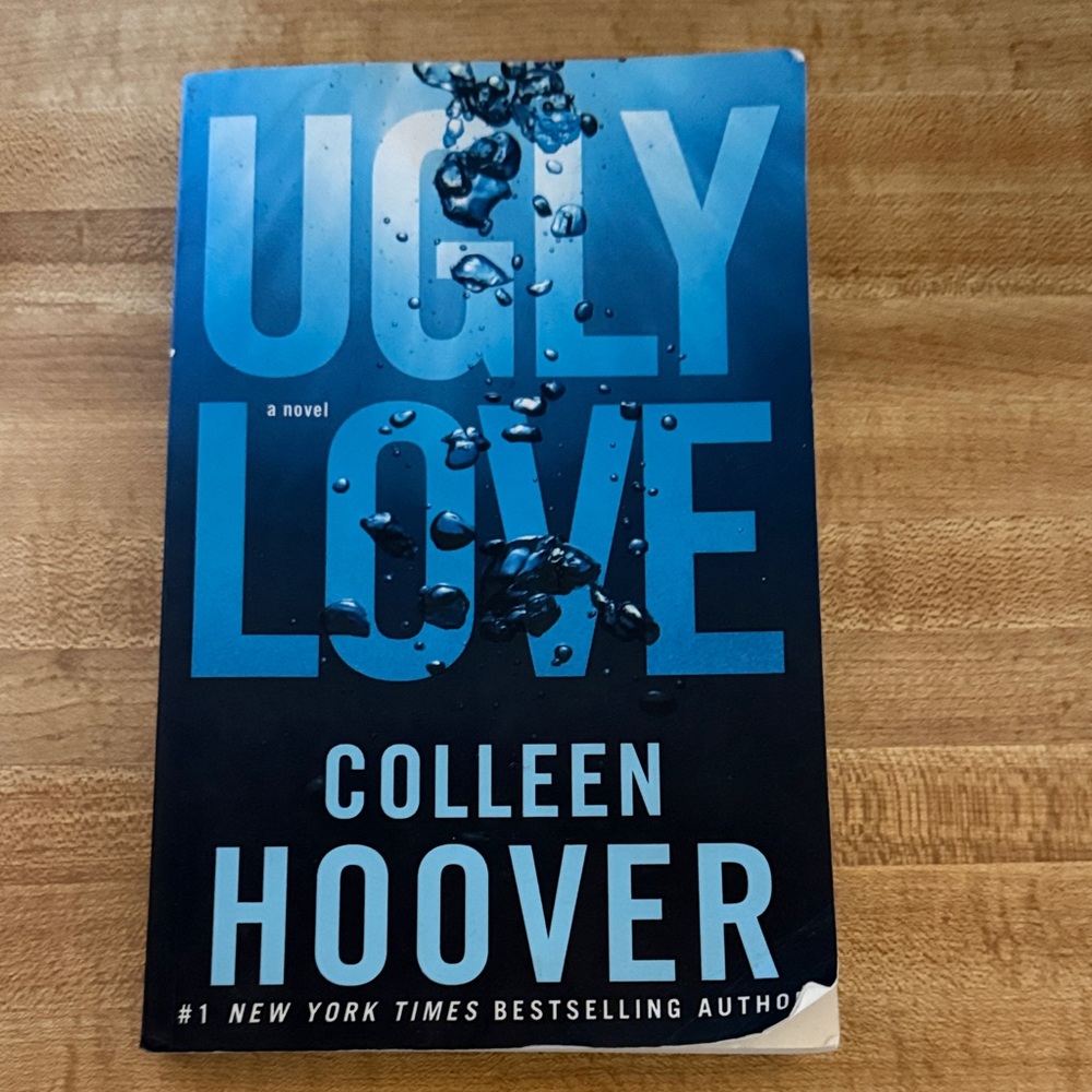 Ugly Love by Colleen Hoover Book